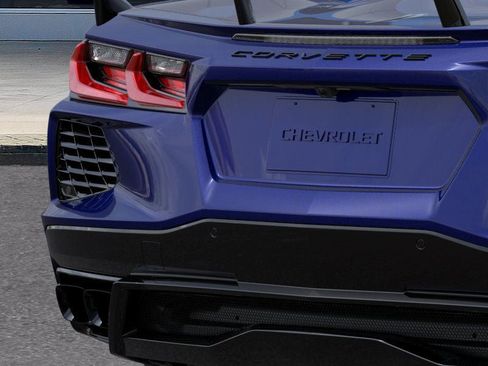 New 2025 Chevrolet Corvette Stingray Preferred Cpe w/ Z51 Performance Package image 40