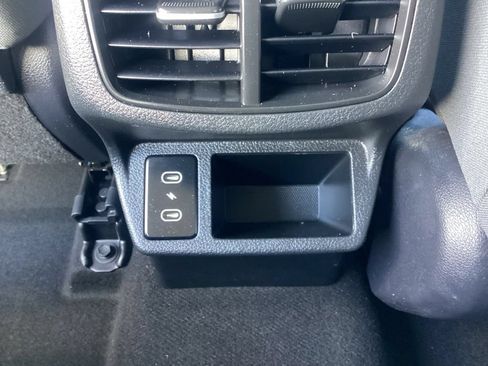Used 2024 Kia Seltos LX AWD/4WD image 14