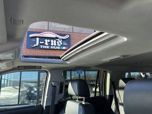 Used 2017 Chevrolet Suburban Premier image 32