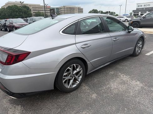 Used 2023 Hyundai Sonata SEL FWD image 4