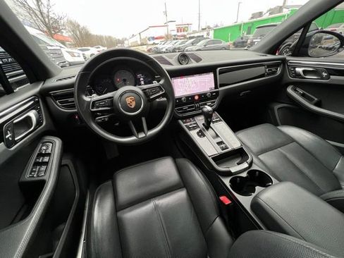 Used 2023 Porsche Macan S image 20
