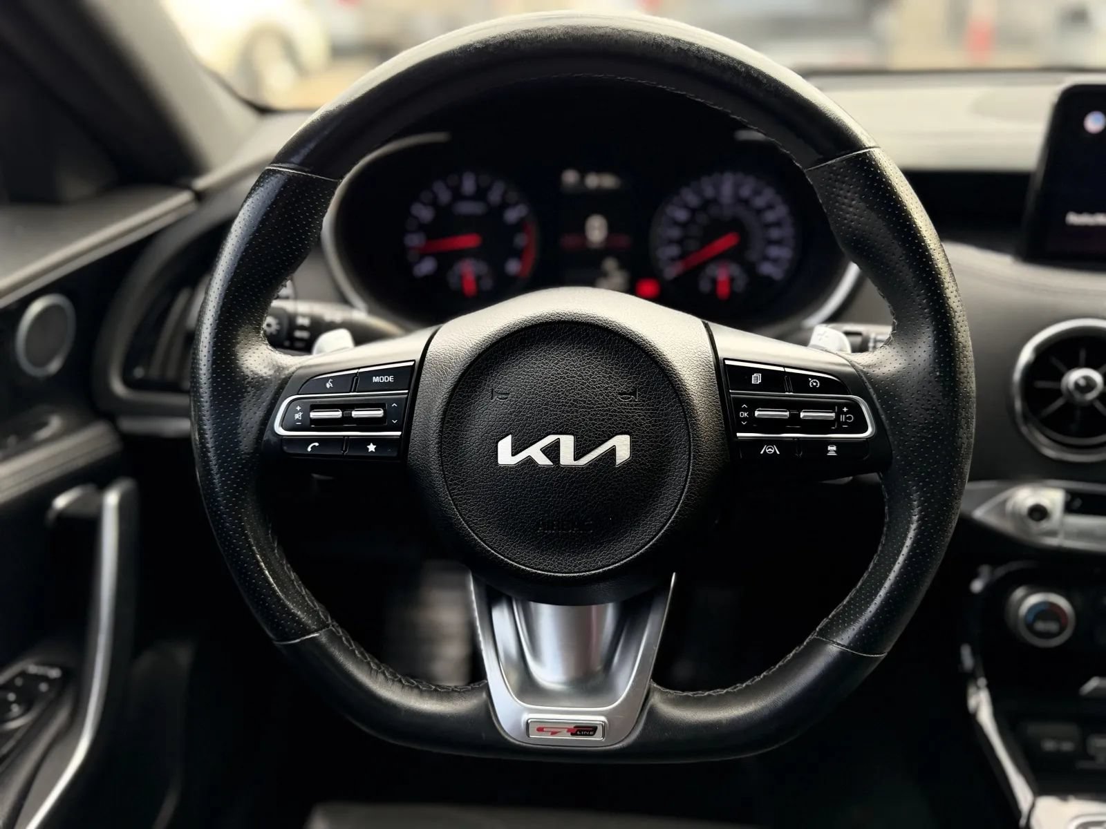 Used 2022 Kia Stinger GT-Line RWD image 21