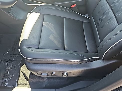 New 2026 Buick Enclave Avenir w/ Super Cruise Package image 13