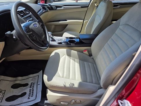 Used 2013 Ford Fusion SE FWD image 13