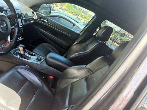 Used 2021 Jeep Grand Cherokee Trailhawk w/ Trailhawk Luxury Group AWD/4WD image 5