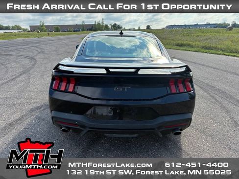 Used 2024 Ford Mustang GT Premium w/ GT Performance Package RWD image 7