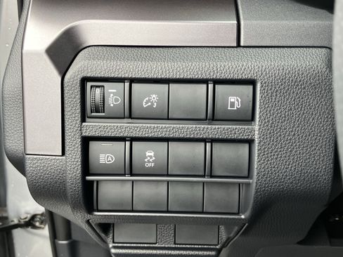 Used 2025 Toyota 4Runner SR5 image 19