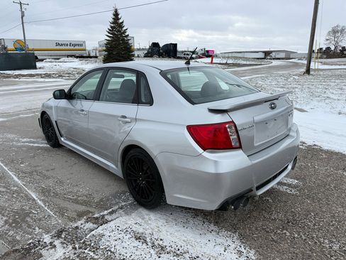 Used 2011 Subaru Impreza WRX Premium image 7