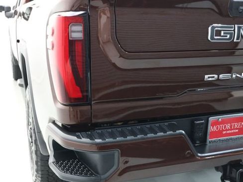 Used 2024 GMC Sierra 3500 Denali Ultimate AWD/4WD image 74