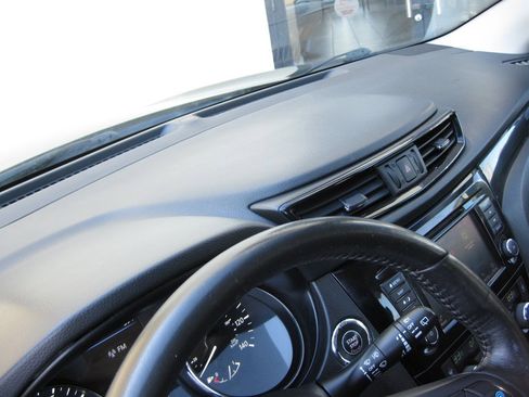 Used 2019 Nissan Rogue Sport SV w/ Technology Package image 20