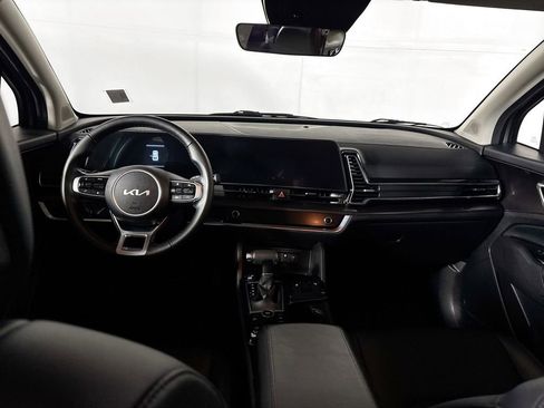Certified 2024 Kia Sportage EX image 13