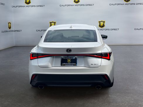 Used 2022 Lexus IS 300 image 4