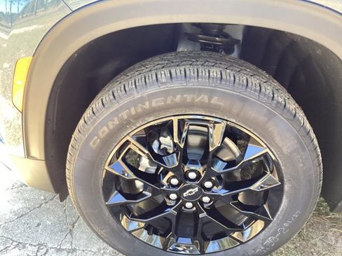 New 2026 Chevrolet Traverse LT w/ Midnight/Sport Edition FWD image 9