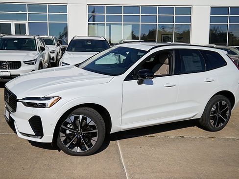 New 2026 Volvo XC60 B5 Plus w/ Protection Package Premier image 3
