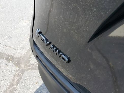 Used 2025 Toyota Sienna XLE Woodland Edition AWD/4WD image 8