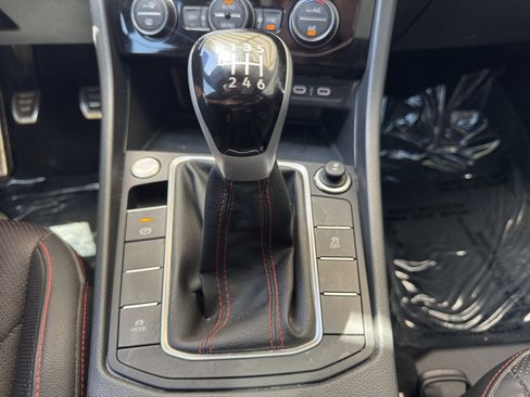 Used 2024 Volkswagen Jetta GLI Autobahn w/ GLI Black Package image 24