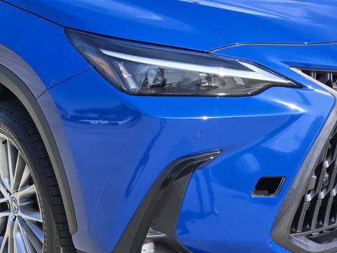 Certified 2025 Lexus NX 350 AWD w/ Accessory Package (2T) image 9