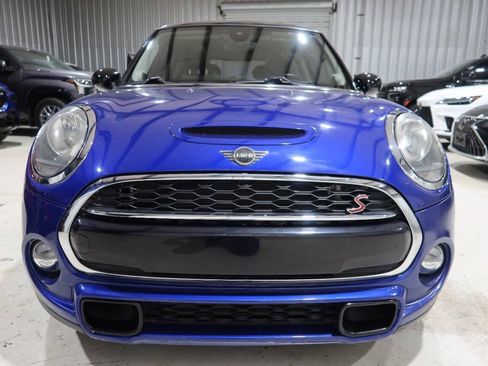 Used 2019 MINI Cooper S w/ Signature Upholstery Package FWD image 8