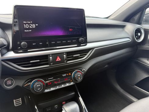 Used 2023 Kia Forte GT-Line w/ GT-Line Technology Package FWD image 12