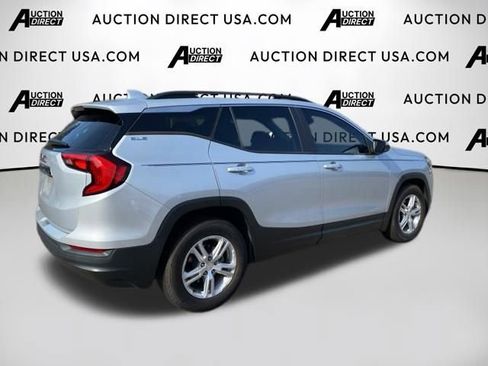 Used 2021 GMC Terrain SLE w/ Driver Convenience Package image 6