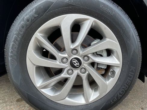 Used 2017 Hyundai Tucson SE image 15