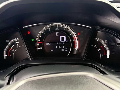 Used 2018 Honda Civic Sport image 15