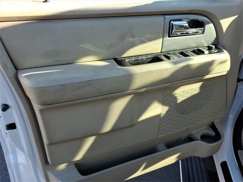 Used 2016 Ford Expedition Limited w/ Equipment Group 301A image 14