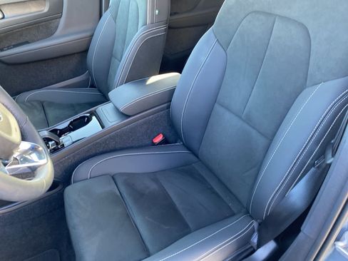 Used 2023 Volvo C40 P8 Recharge Plus image 11