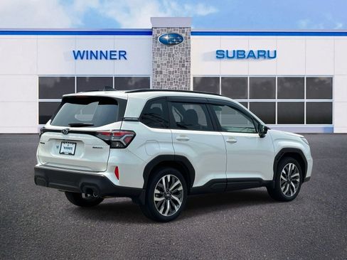 Used 2025 Subaru Forester Touring AWD/4WD image 6