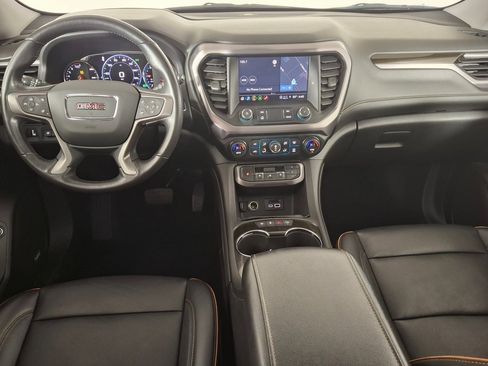 Used 2022 GMC Acadia AT4 w/ Technology Package image 10