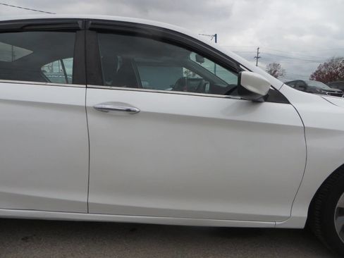 Used 2015 Honda Accord Sport image 20