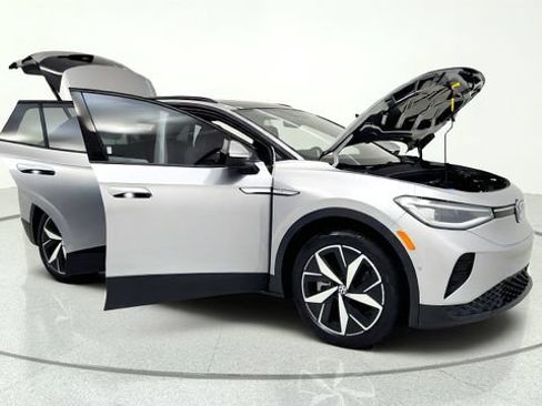 Used 2023 Volkswagen ID.4 S RWD image 11