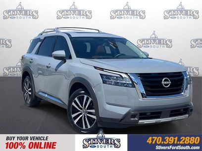 Used 2024 Nissan Pathfinder Platinum