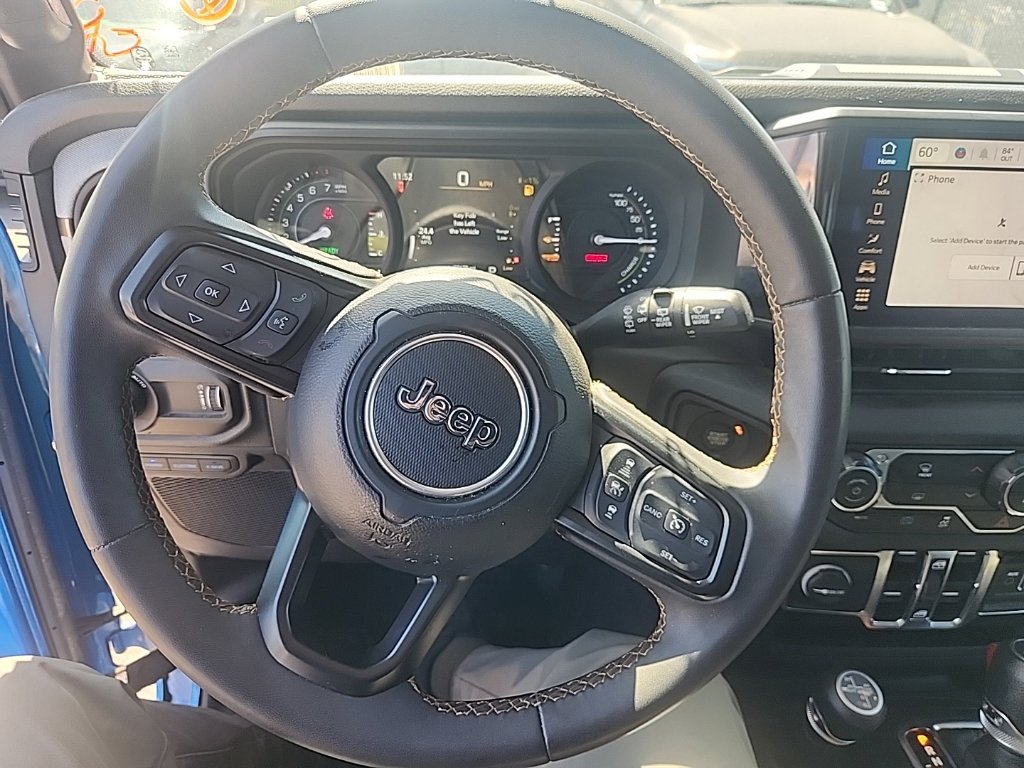 Used 2024 Jeep Wrangler Unlimited AWD/4WD image 21