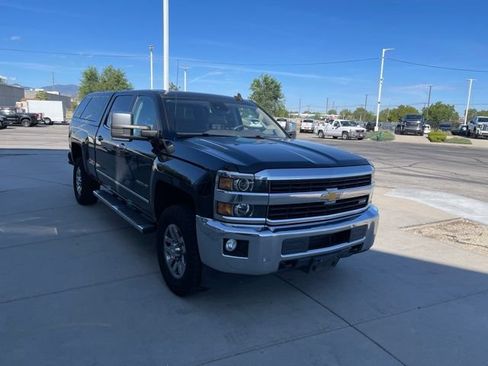 Used 2015 Chevrolet Silverado 3500 LTZ w/ LTZ Plus Package AWD/4WD image 6