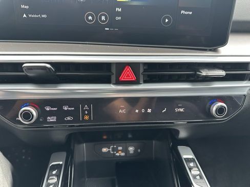 New 2026 Kia Sorento SX image 36