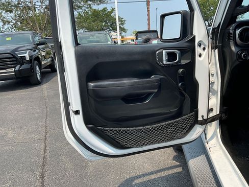 Used 2019 Jeep Wrangler Unlimited Sport AWD/4WD image 18