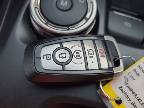 Used 2020 Ford Mustang Shelby GT500 w/ Technology Package image 28