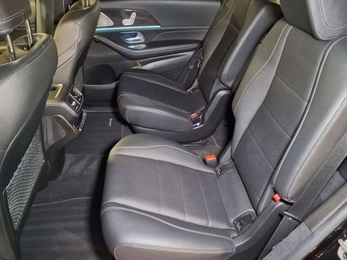 Used 2022 Mercedes-Benz GLS 450 4MATIC image 17