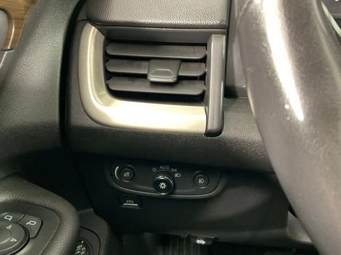 Used 2020 GMC Terrain Denali w/ LPO, Floor Liner Package FWD image 18