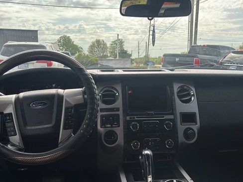 Used 2016 Ford Expedition EL Limited RWD image 7
