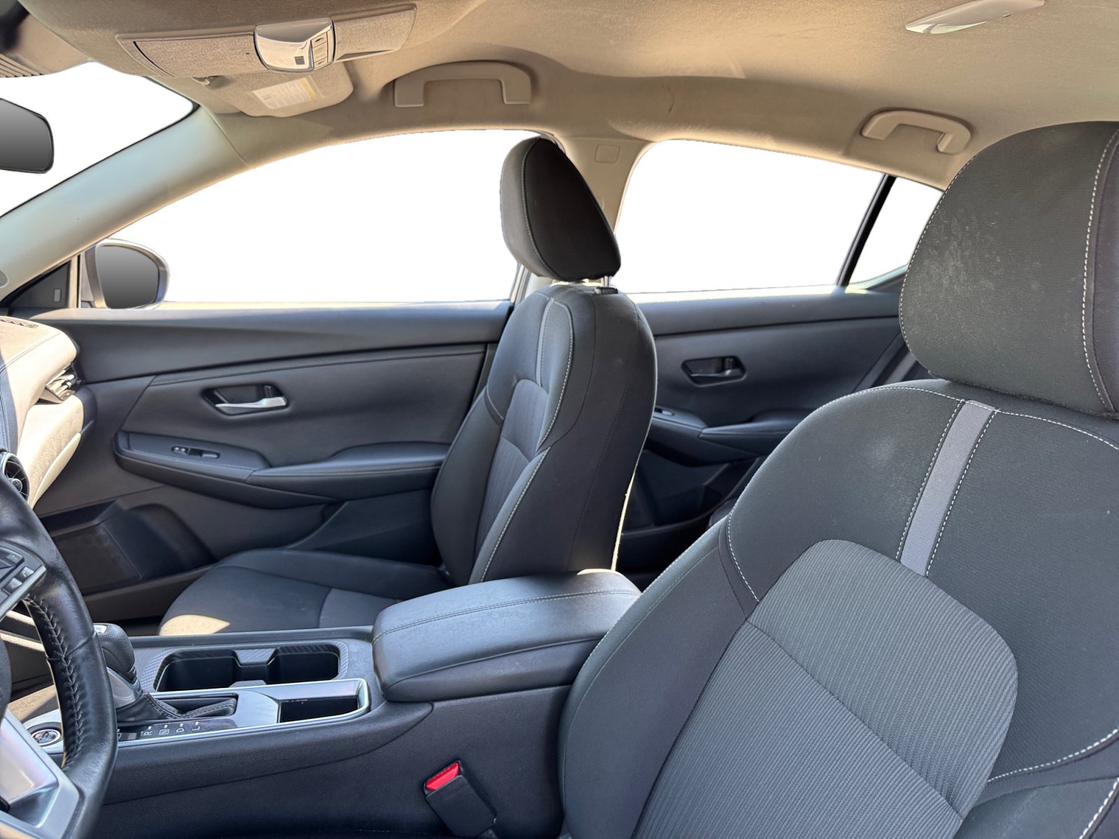 Used 2025 Nissan Sentra SV w/ All-Weather Package FWD image 9