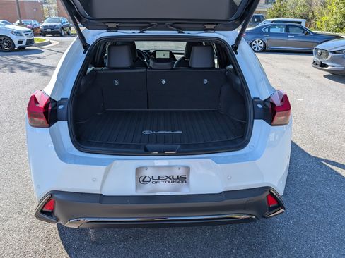 New 2026 Lexus UX 300h AWD image 10