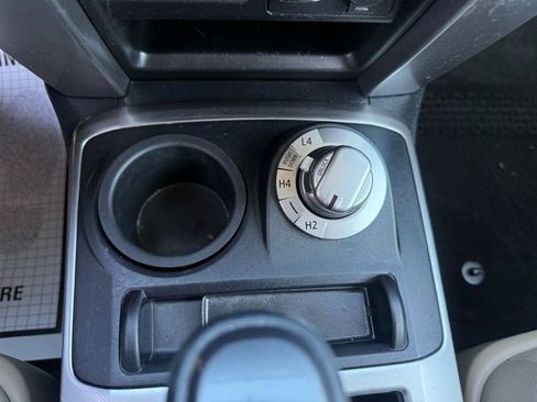 Used 2018 Toyota 4Runner SR5 Premium image 19