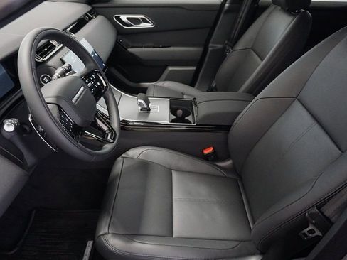 Used 2025 Land Rover Range Rover Velar Dynamic SE image 19