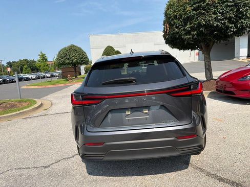 Used 2024 Lexus NX 350h AWD image 11