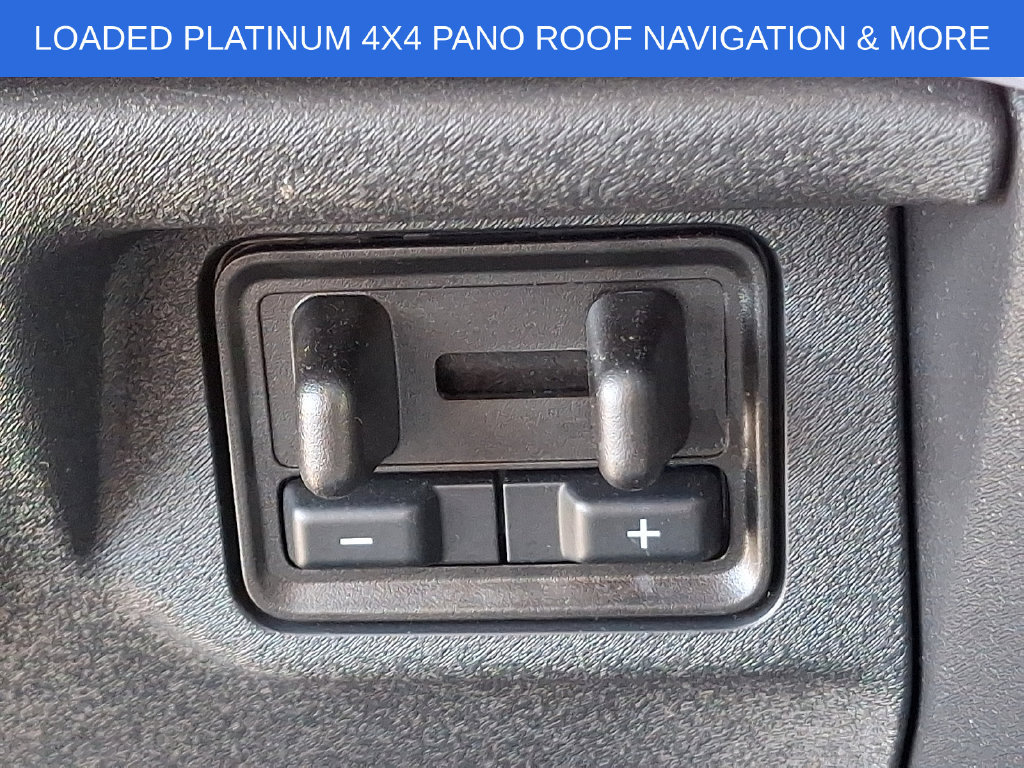 Used 2025 Ford Expedition Platinum w/ Driver's Package AWD/4WD image 24