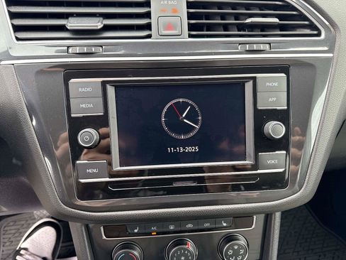 Used 2024 Volkswagen Tiguan S image 24