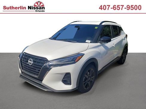 Used 2024 Nissan Kicks SR FWD image 1