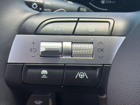 Certified 2025 Hyundai Sonata Limited FWD image 15